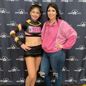 Meet your Posher, Estrella